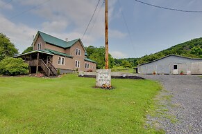 The Olde Homestead w/ Mtn Views Near Coudersport