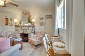 Cozy Mountain Home Cottage: Walk to Marina!