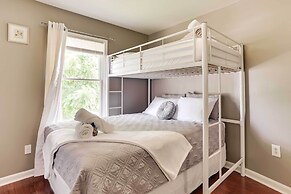 Louisville Apartment - Walk to Restaurants!