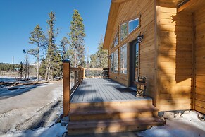 Quiet Mtn Cabin w/ Deck < 5 Mi to Fairplay Beach!