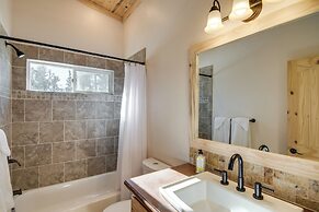 Quiet Mtn Cabin w/ Deck < 5 Mi to Fairplay Beach!