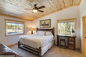 Quiet Mtn Cabin w/ Deck < 5 Mi to Fairplay Beach!