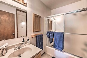 Ruidoso Condo w/ Private Hot Tub ~ 1 Mi to Dtwn!