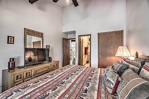 Ruidoso Condo w/ Private Hot Tub ~ 1 Mi to Dtwn!