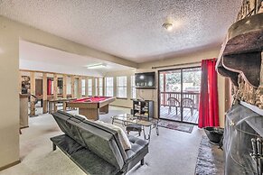 Ruidoso Condo w/ Private Hot Tub ~ 1 Mi to Dtwn!