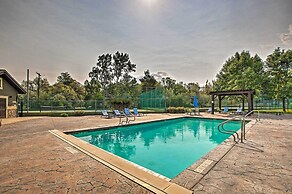 Contemporary Family Condo by Pineview Reservoir!