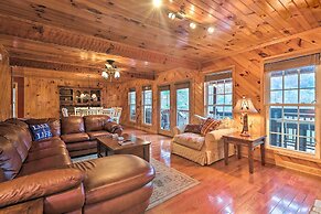 Luxe '3 Bears Cabin' on Watauga Lake w/ Decks!