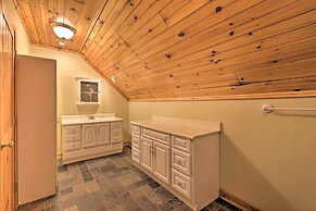 Luxe '3 Bears Cabin' on Watauga Lake w/ Decks!