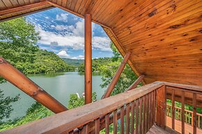 Luxe '3 Bears Cabin' on Watauga Lake w/ Decks!