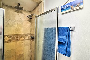 'the Spicy Crab' Freeport Home w/ Beach-view Deck!