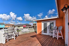 'the Spicy Crab' Freeport Home w/ Beach-view Deck!