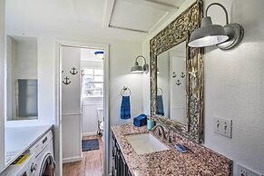 'the Spicy Crab' Freeport Home w/ Beach-view Deck!