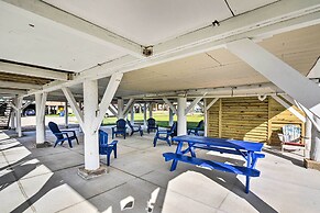 'the Spicy Crab' Freeport Home w/ Beach-view Deck!