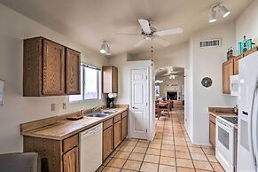 Tucson Area House w/ Pool Access & Mountain Views!