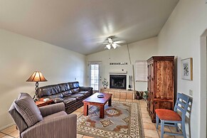 Tucson Area House w/ Pool Access & Mountain Views!