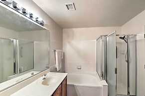 Tucson Area House w/ Pool Access & Mountain Views!