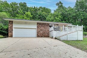 Beaver Lake Getaway w/ 2 Decks, Grill, & Views!