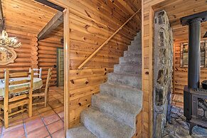 Near Dining, Hiking & Golf: Pinetop Log Cabin!