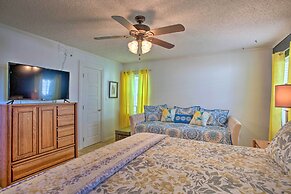 Walk to Lake Texoma: Family-friendly Retreat!