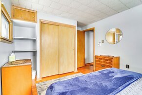 Cozy Home w/ Private Patio & Views, Hiking On-site