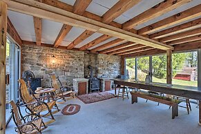 Cozy Home w/ Private Patio & Views, Hiking On-site