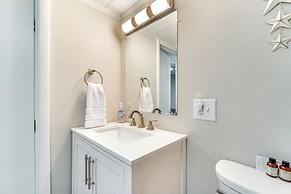 Cozy Home w/ Private Patio & Views, Hiking On-site