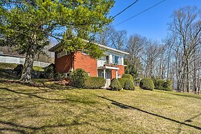 Cozy Home w/ Private Patio & Views, Hiking On-site