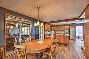 Cozy Home w/ Private Patio & Views, Hiking On-site