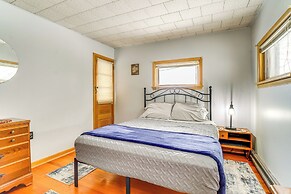 Cozy Home w/ Private Patio & Views, Hiking On-site