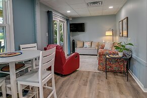 'below Deck' Beach House: Walk to the Ocean!