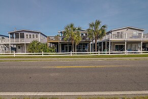 'below Deck' Beach House: Walk to the Ocean!