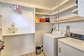 Cozy Villas Cottage w/ Deck, 1/2 Block to Beach!