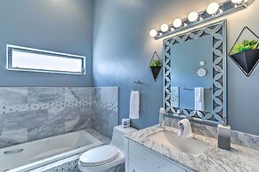 Huge Home w/ Pool Table Near St Pete Beach!