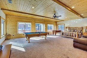 Elegant Big Bear Cabin Half Mi to Big Bear Lake!