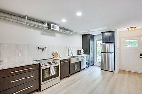 7 Mi to Winery: Lakefront Rockwall Home w/ Deck