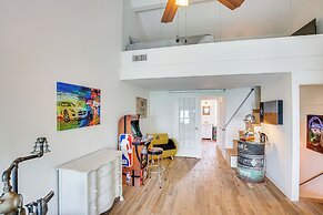 7 Mi to Winery: Lakefront Rockwall Home w/ Deck