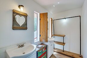 7 Mi to Winery: Lakefront Rockwall Home w/ Deck