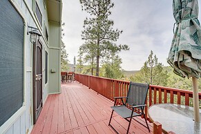 Strawberry Hideaway in the Pines w/ Hot Tub!