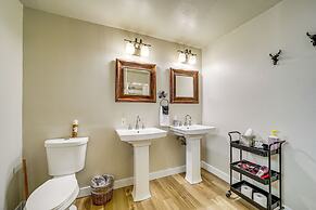 Strawberry Hideaway in the Pines w/ Hot Tub!