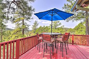 Strawberry Hideaway in the Pines w/ Hot Tub!