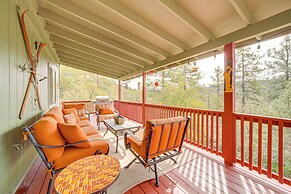 Strawberry Hideaway in the Pines w/ Hot Tub!