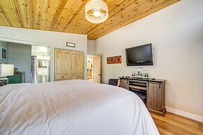 Strawberry Hideaway in the Pines w/ Hot Tub!