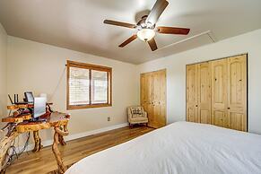 Strawberry Hideaway in the Pines w/ Hot Tub!