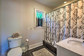 Bright Lake Winnipesaukee Home - Walk to Town