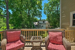 Bright Lake Winnipesaukee Home - Walk to Town