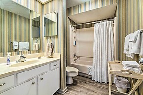 Single-story Fairfield Bay Condo w/ Deck!