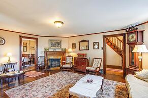 Victorian Home w/ Porch: 6 Mi to Hickory Run Park!