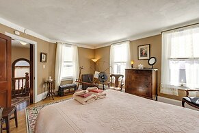 Victorian Home w/ Porch: 6 Mi to Hickory Run Park!