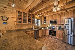 Cabin w/ Mtn View, 4 Mi to Massanutten Resort