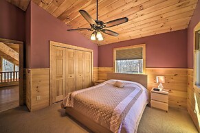 Cabin w/ Mtn View, 4 Mi to Massanutten Resort